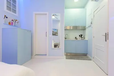 Una cocina o zona de cocina en Gran Vía Luna - 5 dormitorios en el Centro