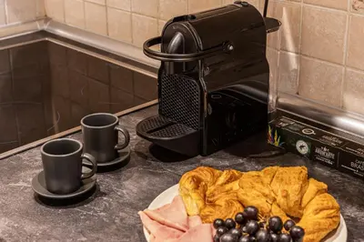 Utensilios para hacer té y café en Waou Gran Via Studio IV - Corta Duración