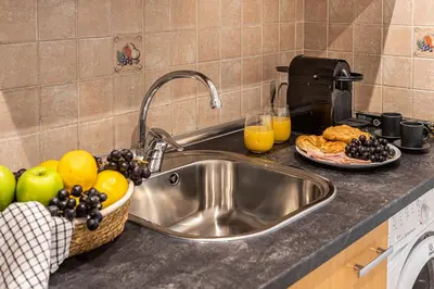 Una cocina o zona de cocina en Waou Gran Via Apartment IV - Corta Duración