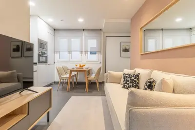 Zona de estar de Vibrant 2-Bed Apartment for 3 in La Latina