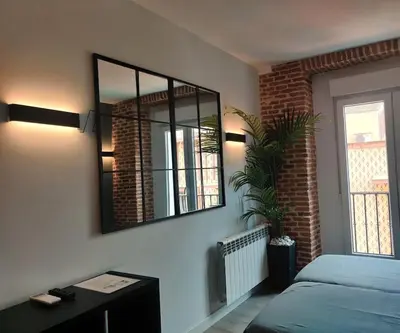 Cama o camas de una habitación en ººººEM Historical CityCentre WiFi AC SmartTVºººº