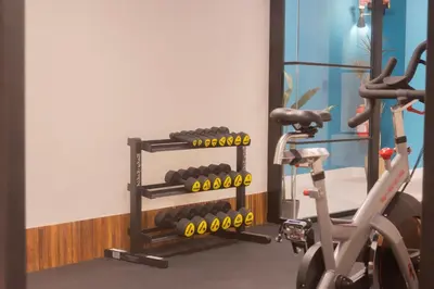 Gimnasio o instalaciones de fitness de For You Rentals El CaprichoTu Refugio en Madrid con Encanto y Tranquilidad Temporal PDD2914
