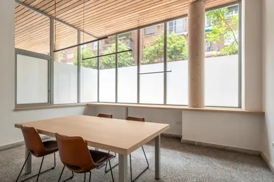 Plano de Elegance & comfort in Chamberi- 2B