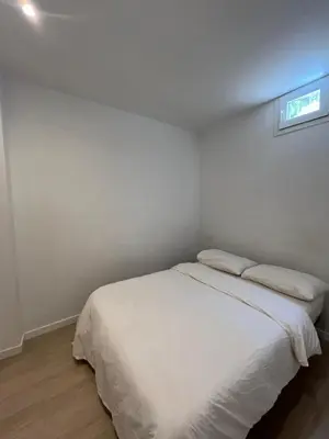 Cama o camas de una habitación en QGO13Ib Estudio Chamberi metro Bilbao