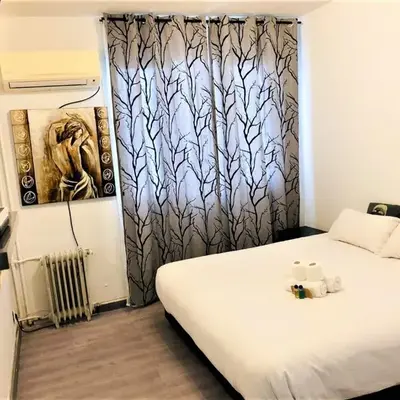 Deluxe room center