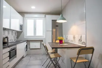 Una cocina o zona de cocina en Luz y Diseño en Retiro - Apartamento de 4 Dormitorios