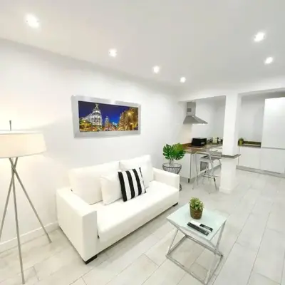 Apartamento de Diseño en Plaza Mayor